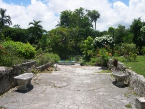 Bot G pl n sitting area