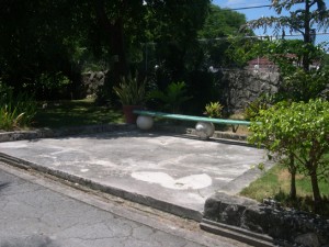 Bot G sitting area
