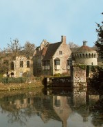 castle across moat 2 O