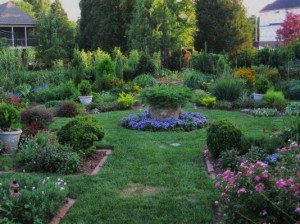 formal-garden-overview-300x224