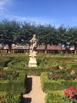 Bamberg rose garden center statuary